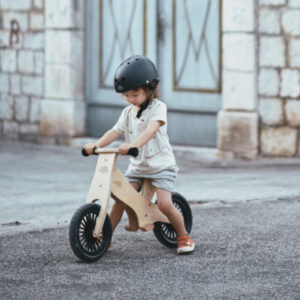 KFB7_-_Toddler_Balance_Bike_+_Basket_+_Helmet_-_Black_(2)