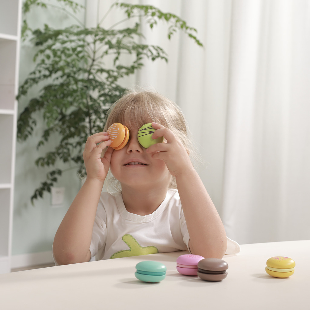 New Classic Toys - Macarons - 6 pieces - Toy Dubai (Toys MENA LLC)