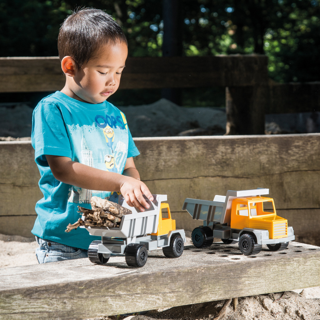 2225_-_Classic_Dump_Truck_(28cm)_(5)