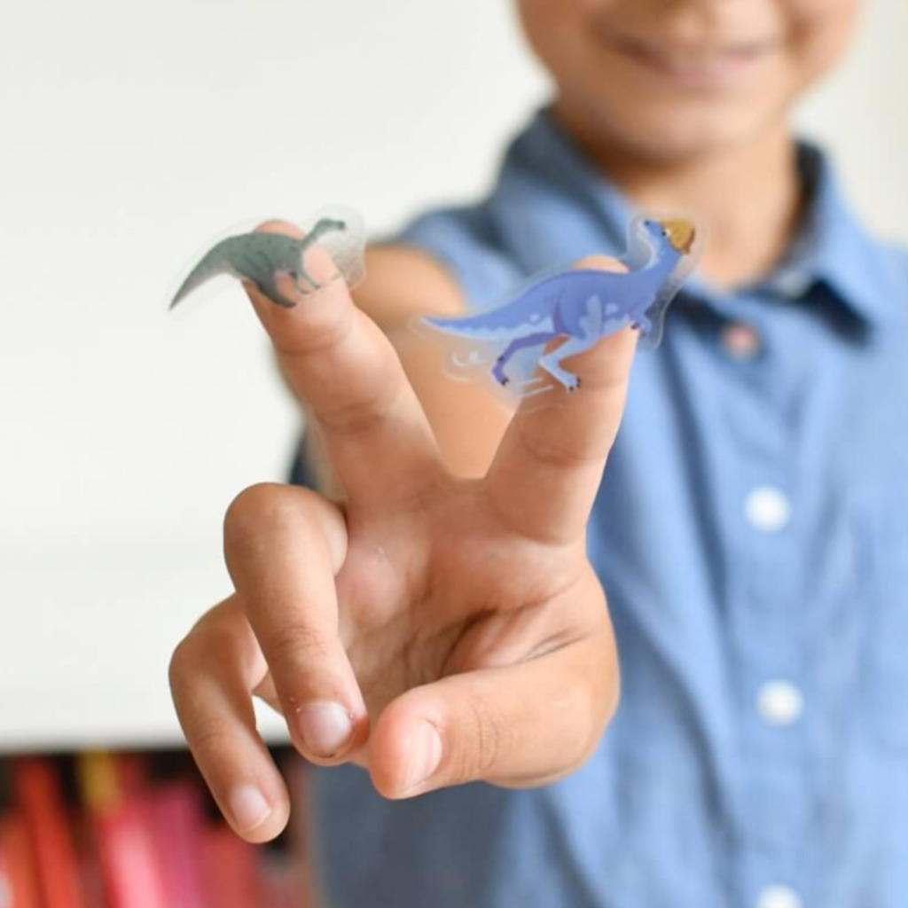 MIN003_-_Mini_Sticker_Poster_-_Dinosaurs_(+26_Stickers)_(2)