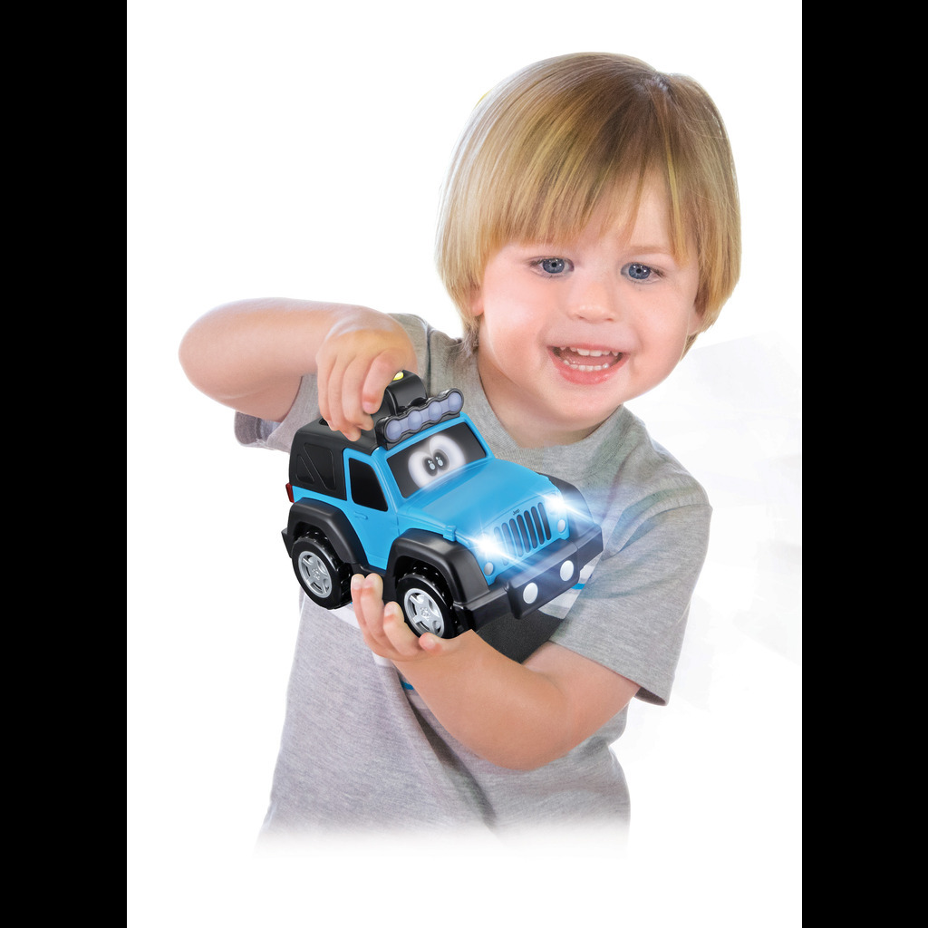 16-81202_3_with_kids