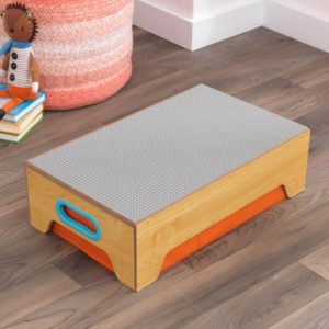 20038-kidkraft-creative-zone-activity-table-3