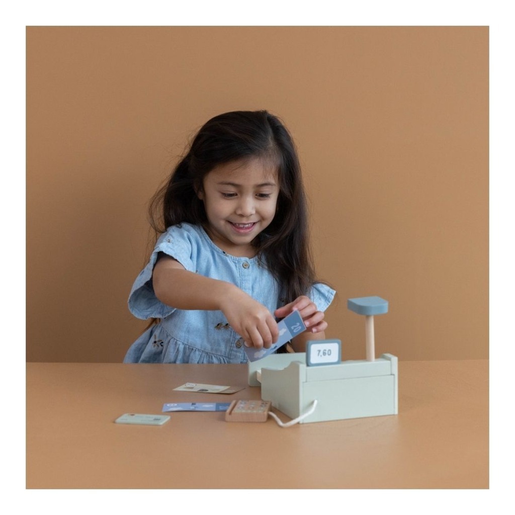 LD7082_-_Wooden_Toy_Cash_Register_with_Scanner_(2)