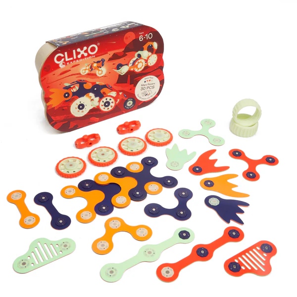 30 piece Clixo magnetic pieces 12 shapes wheels fire blasters Mars mission