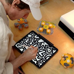 Child building abstract art with Clixo Artist Edition magnetic toy UAE
